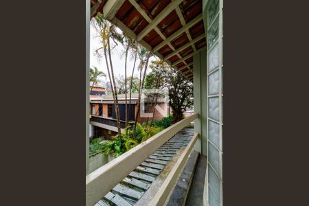 Casa à venda com 500m², 4 quartos e 5 vagasVaranda