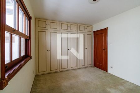 Casa à venda com 500m², 4 quartos e 5 vagasQuarto 2