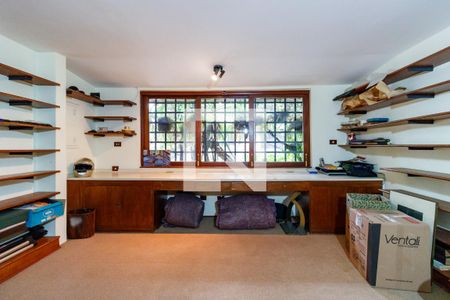 Casa à venda com 500m², 4 quartos e 5 vagasDespensa