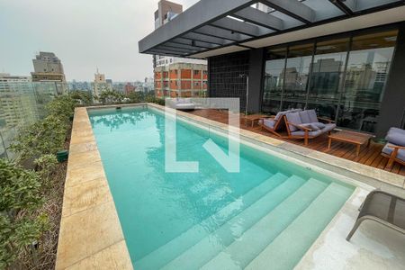 Studio para alugar com 28m², 1 quarto e sem vaga Studio para alugar com 28m², 1 quarto e sem vagaÁrea comum - Piscina