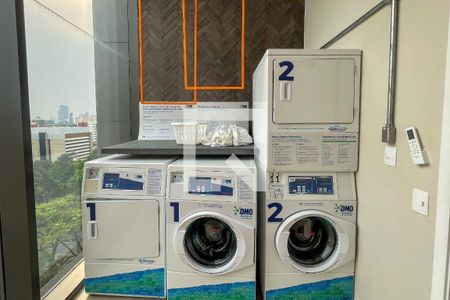 Studio para alugar com 28m², 1 quarto e sem vaga Studio para alugar com 28m², 1 quarto e sem vagaLavanderia