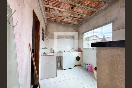 Casa à venda com 300m², 3 quartos e 2 vagasEdícula - Área de Serviço