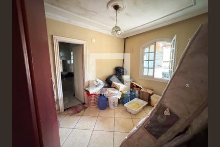 Casa à venda com 300m², 3 quartos e 2 vagasEdícula - Sala