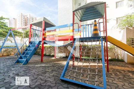 Apartamento à venda com 95m², 3 quartos e 2 vagasÁrea comum - Playground