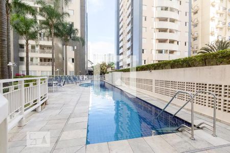 Apartamento à venda com 95m², 3 quartos e 2 vagasÁrea comum - Piscina