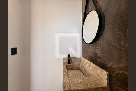 Casa à venda com 130m², 2 quartos e 4 vagas Casa à venda com 130m², 2 quartos e 4 vagasLavabo