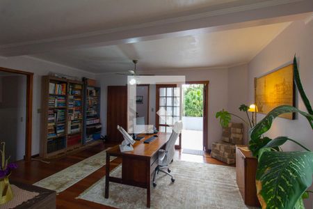 Escritório de casa à venda com 4 quartos, 275m² em Campestre, São Leopoldo