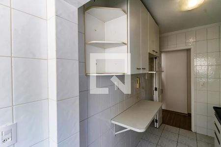 Apartamento à venda com 55m², 2 quartos e 2 vagasCozinha - Armários