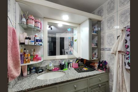 Apartamento à venda com 127m², 3 quartos e 2 vagasBanheiro da Suíte