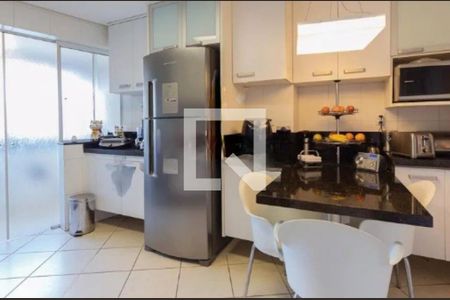 Apartamento à venda com 3 quartos, 170m² em Rio Branco, Porto Alegre