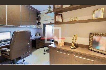 Apartamento à venda com 3 quartos, 170m² em Rio Branco, Porto Alegre