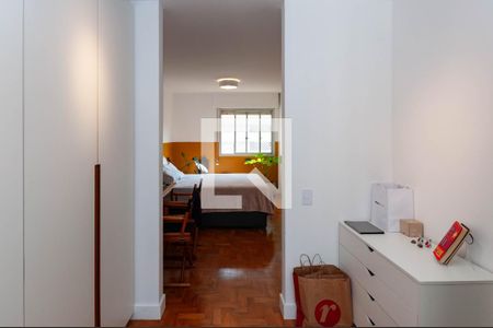 Apartamento à venda com 100m², 2 quartos e 1 vagaCloset Quarto 1 Suíte