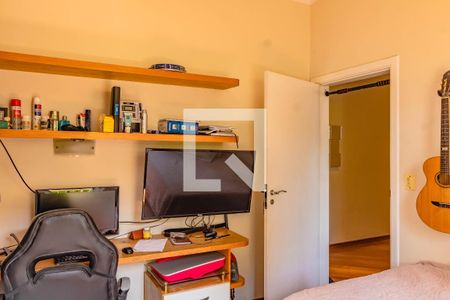 Casa à venda com 594m², 3 quartos e 8 vagasQuarto