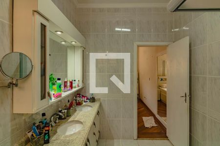 Casa à venda com 594m², 3 quartos e 8 vagasBanheiro