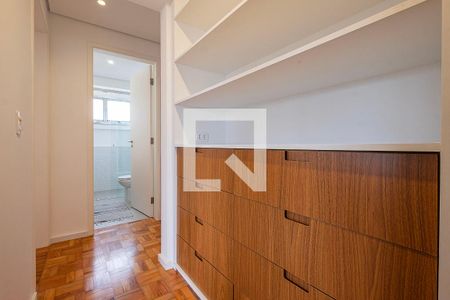 Suíte - Closet de apartamento para alugar com 1 quarto, 84m² em Sumarezinho, São Paulo