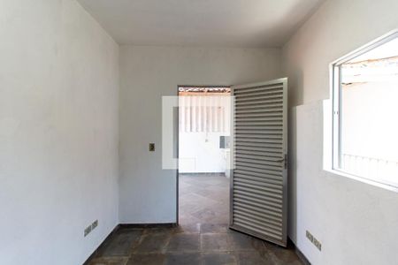 Casa à venda com 150m², 3 quartos e 2 vagasQuarto edícula