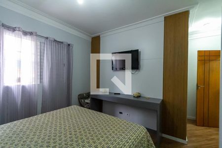 Casa para alugar com 325m², 3 quartos e 6 vagasSuíte 1