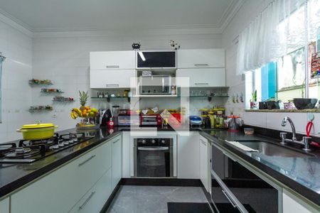 Casa para alugar com 325m², 3 quartos e 6 vagasCozinha