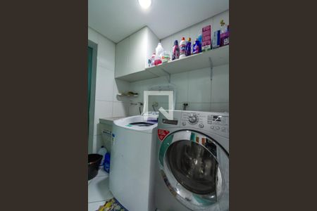 Casa para alugar com 325m², 3 quartos e 6 vagasÁrea de Serviço