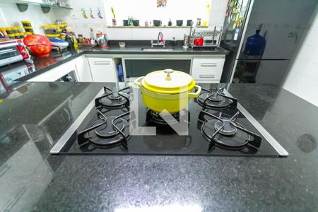 Casa para alugar com 325m², 3 quartos e 6 vagasCozinha