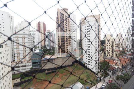 Apartamento à venda com 300m², 4 quartos e 4 vagas Apartamento à venda com 300m², 4 quartos e 4 vagasVista
