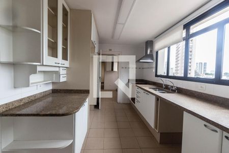 Apartamento à venda com 300m², 4 quartos e 4 vagas Apartamento à venda com 300m², 4 quartos e 4 vagasCozinha