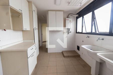 Apartamento à venda com 300m², 4 quartos e 4 vagas Apartamento à venda com 300m², 4 quartos e 4 vagasÁrea de serviço