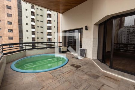 Apartamento à venda com 300m², 4 quartos e 4 vagas Apartamento à venda com 300m², 4 quartos e 4 vagasVaranda gourmet