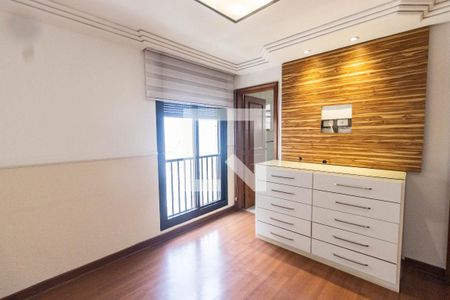 Apartamento à venda com 300m², 4 quartos e 4 vagas Apartamento à venda com 300m², 4 quartos e 4 vagasSuíte 3