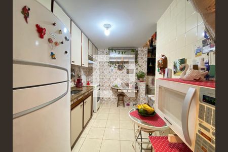 Apartamento à venda com 60m², 2 quartos e 1 vaga Apartamento à venda com 60m², 2 quartos e 1 vagaCozinha