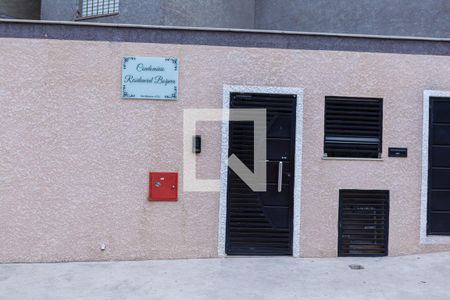 Apartamento para alugar com 43m², 2 quartos e sem vaga Apartamento para alugar com 43m², 2 quartos e sem vagaFachada