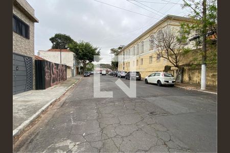 Casa à venda com 183m², 2 quartos e 1 vaga Casa à venda com 183m², 2 quartos e 1 vagaVista da Rua