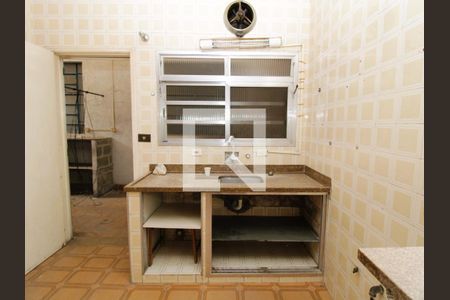 Casa à venda com 183m², 2 quartos e 1 vagaCozinha