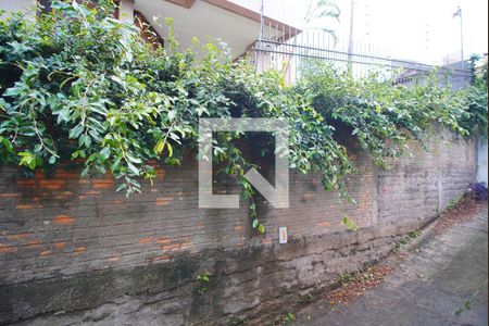 Casa à venda com 165m², 5 quartos e 4 vagasQuarto 2 - Vista