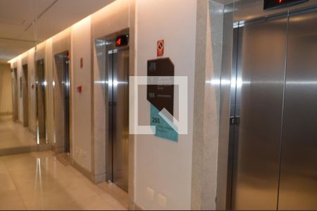 Apartamento à venda com 49m², 2 quartos e 1 vagaElevadores