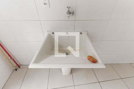 Casa à venda com 60m², 2 quartos e 1 vagaÁrea de Serviço