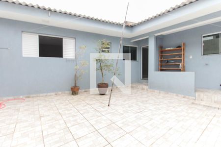 Casa à venda com 40m², 1 quarto e 1 vagaQuintal