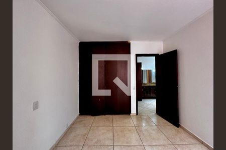 Casa à venda com 246m², 3 quartos e 3 vagas Casa à venda com 246m², 3 quartos e 3 vagasQuarto 3