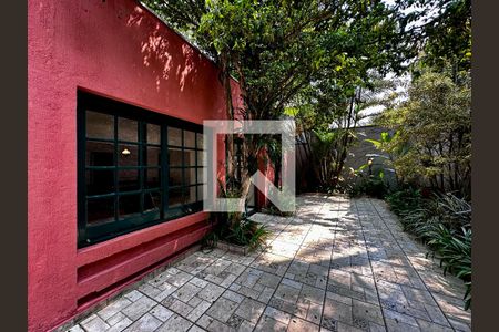 Casa à venda com 246m², 3 quartos e 3 vagas Casa à venda com 246m², 3 quartos e 3 vagasVaranda Sala