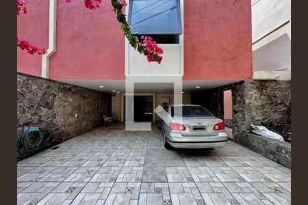 Casa à venda com 246m², 3 quartos e 3 vagas Casa à venda com 246m², 3 quartos e 3 vagasGaragem