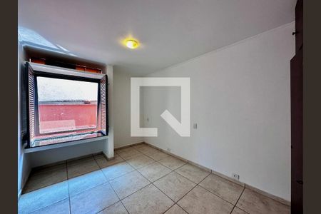 Casa à venda com 246m², 3 quartos e 3 vagas Casa à venda com 246m², 3 quartos e 3 vagasQuarto 2