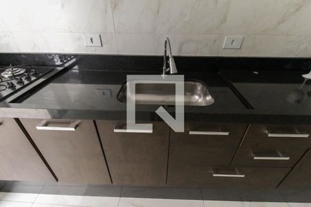 Casa à venda com 250m², 5 quartos e 3 vagas Casa à venda com 250m², 5 quartos e 3 vagasCozinha Casa 1