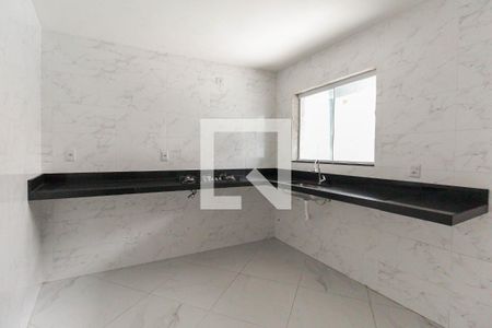 Casa à venda com 250m², 5 quartos e 3 vagas Casa à venda com 250m², 5 quartos e 3 vagasCozinha casa 3