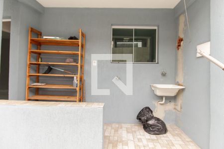 Casa à venda com 250m², 5 quartos e 3 vagas Casa à venda com 250m², 5 quartos e 3 vagasÁrea de Serviço casa 3