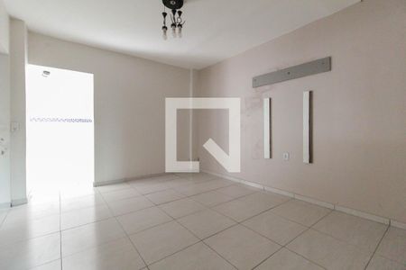 Casa à venda com 250m², 5 quartos e 3 vagas Casa à venda com 250m², 5 quartos e 3 vagasSala Casa 2