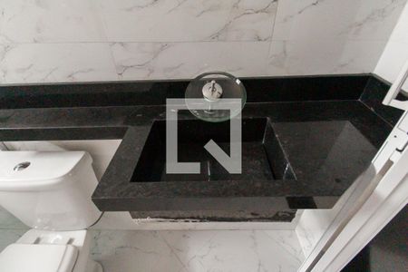 Casa à venda com 250m², 5 quartos e 3 vagas Casa à venda com 250m², 5 quartos e 3 vagasBanheiro casa 3