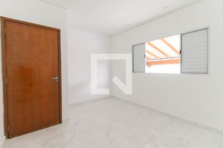 Casa à venda com 250m², 5 quartos e 3 vagas Casa à venda com 250m², 5 quartos e 3 vagasQuarto 2 casa 1