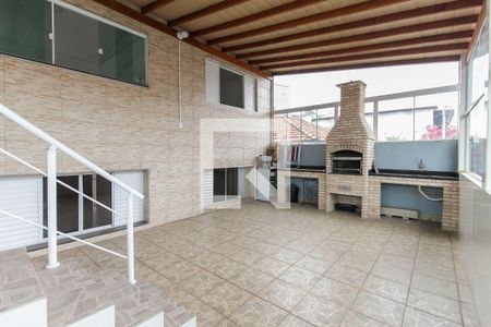 Casa à venda com 250m², 5 quartos e 3 vagas Casa à venda com 250m², 5 quartos e 3 vagasChurrasqueira casa 1