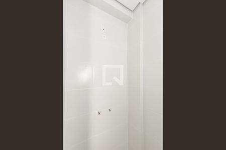 Apartamento para alugar com 60m², 2 quartos e sem vagaBanheiro