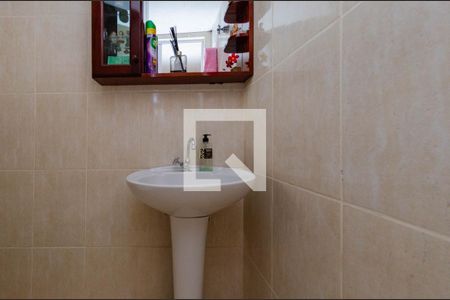 Casa à venda com 400m², 3 quartos e 6 vagasBanheiro de serviço